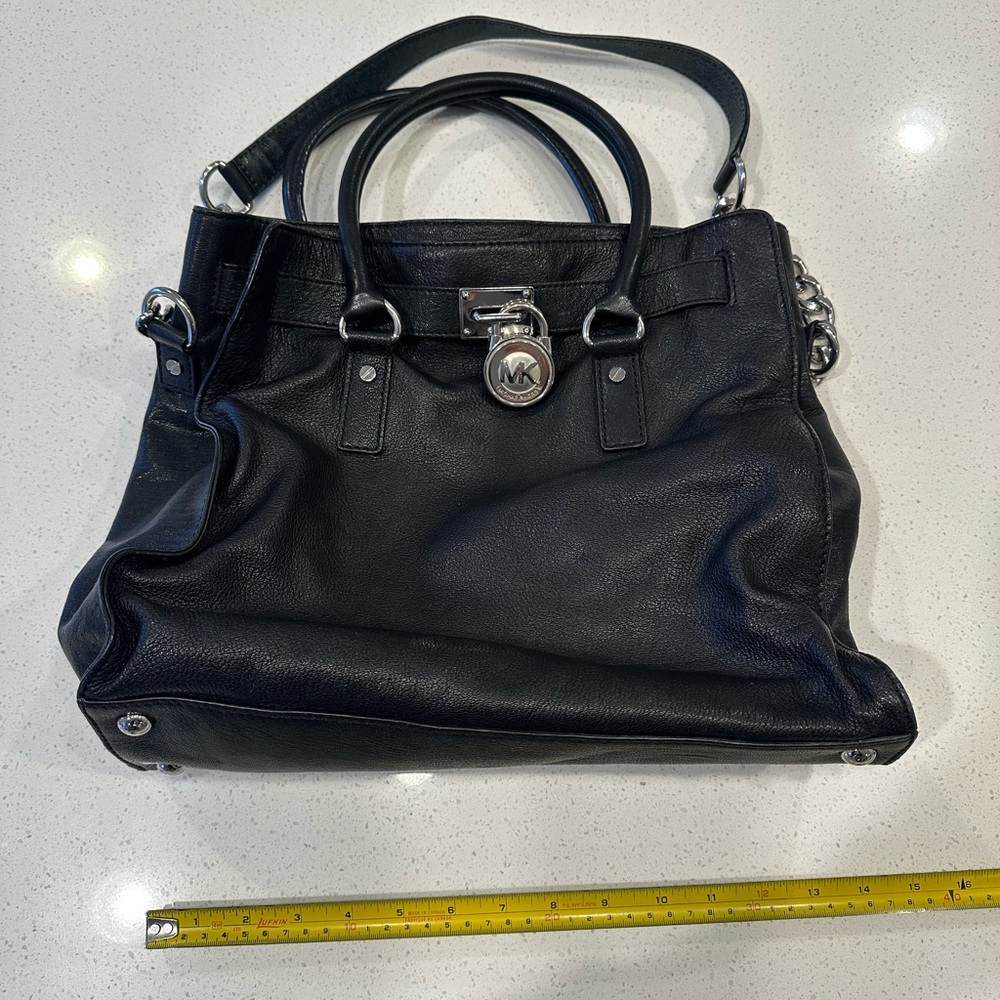 Michael Kors Hamilton Black Tote Bag with Structured Design and Silver Hardware